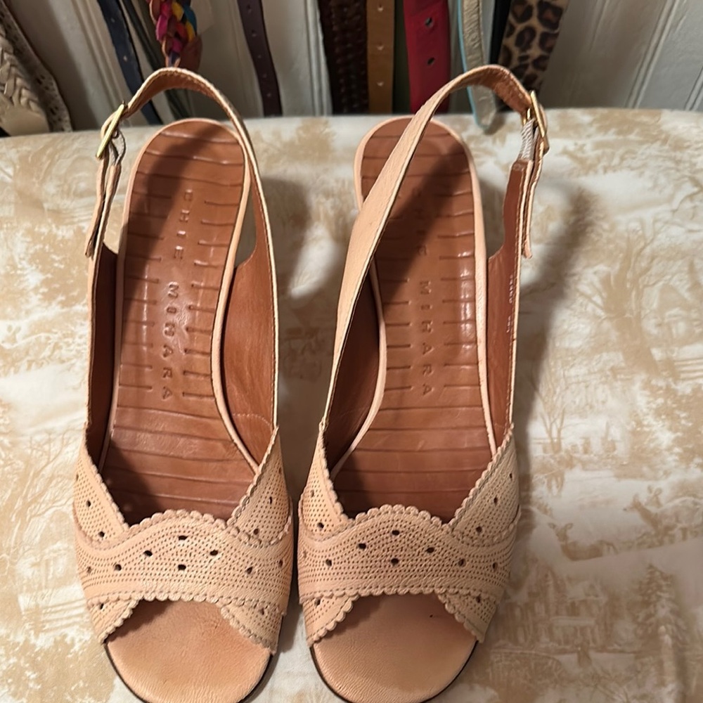Beige Peep-Toe Slingback Sandals Chie Mihara